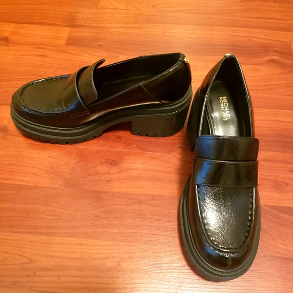 Michael Kors * Shiny Black * Chunky Loafers * Size 8 * NWOT - Picture 5 of 9